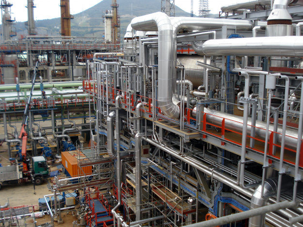 Unidad de azufre y revamping en refinería de Petronor 1